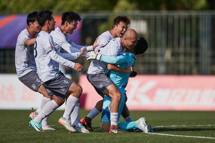 关于精彩回顾！球队回顾往年比赛，备战大战的信息