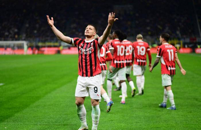 开云体育-博洛尼亚惨败国米，客场又一失利的简单介绍