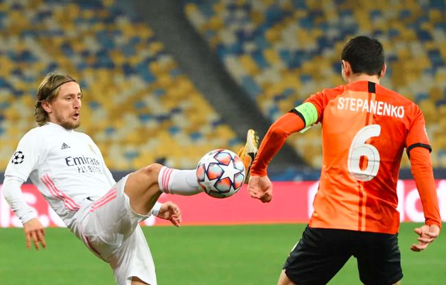 科尔多巴主场获胜，晋级积分榜前列的简单介绍