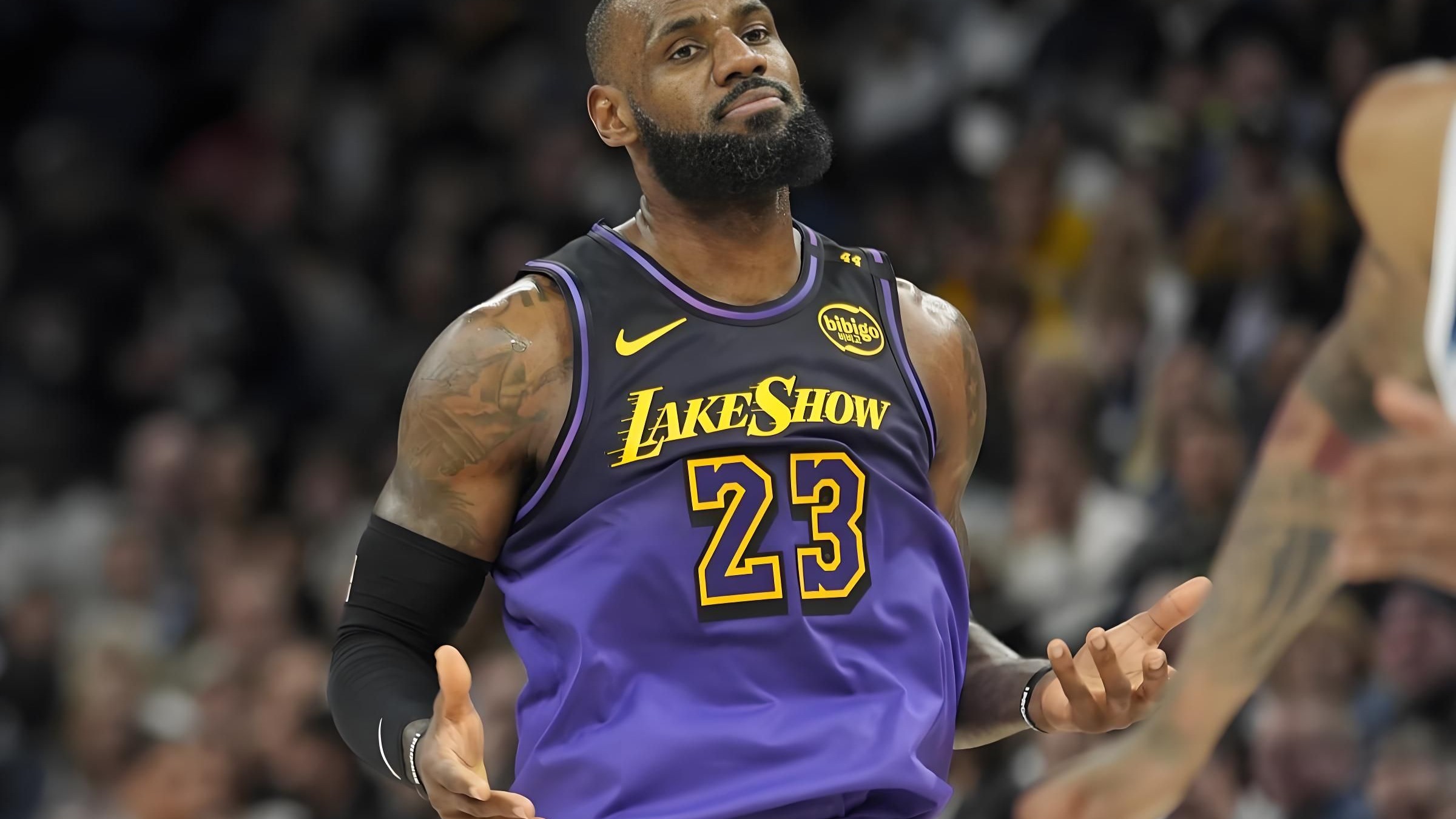 湖人全队合力击败爵士，詹姆斯高效在场上统帅全局的简单介绍