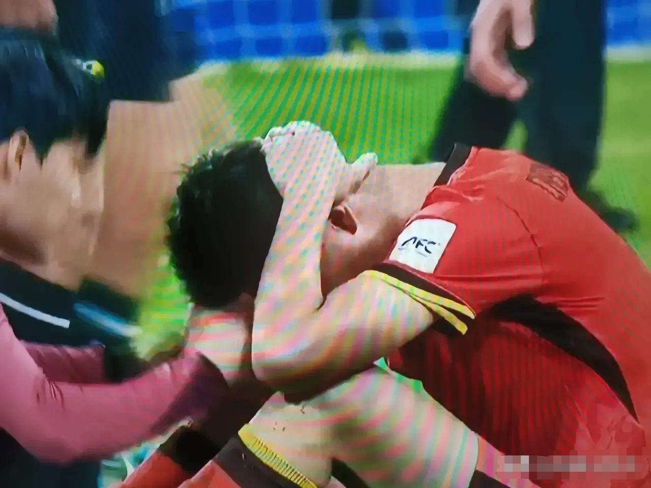 开云体育平台APP-主力球员受伤，教练组全力备战下一场比赛的简单介绍