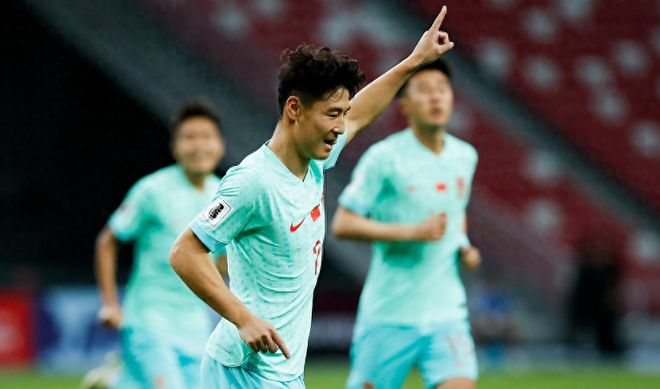 开云体育入口-包含重庆力帆被逼平，主场失利让球迷失望的词条