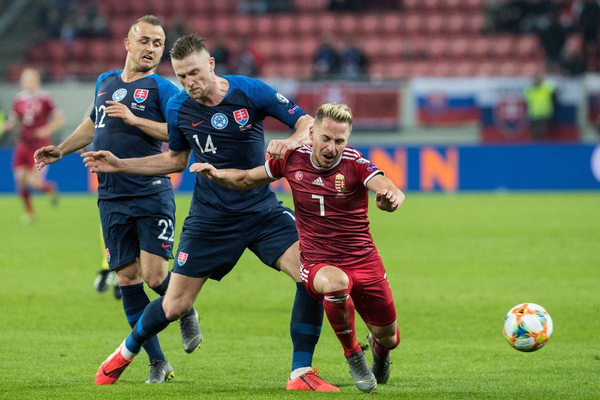 开云APP-包含葡萄牙不敌瑞典，遭遇一场艰难失利之战的词条