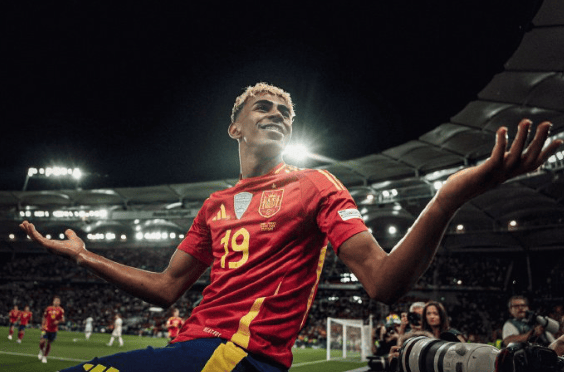 开云平台-西班牙选手独得4球，晋级国际杯半决赛