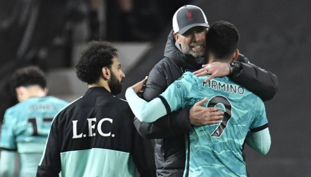 开云体育下载-双方战术对决，全场比分悬念重重