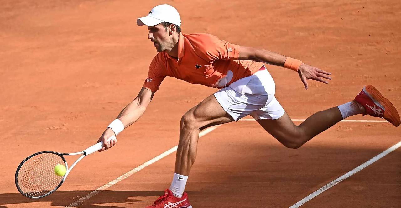 罗马主场告捷，取得连胜保持领跑