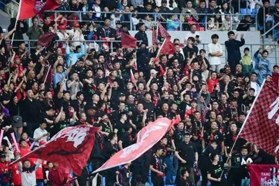 开云体育入口-足球赛事实力对比，点燃球迷热情的简单介绍