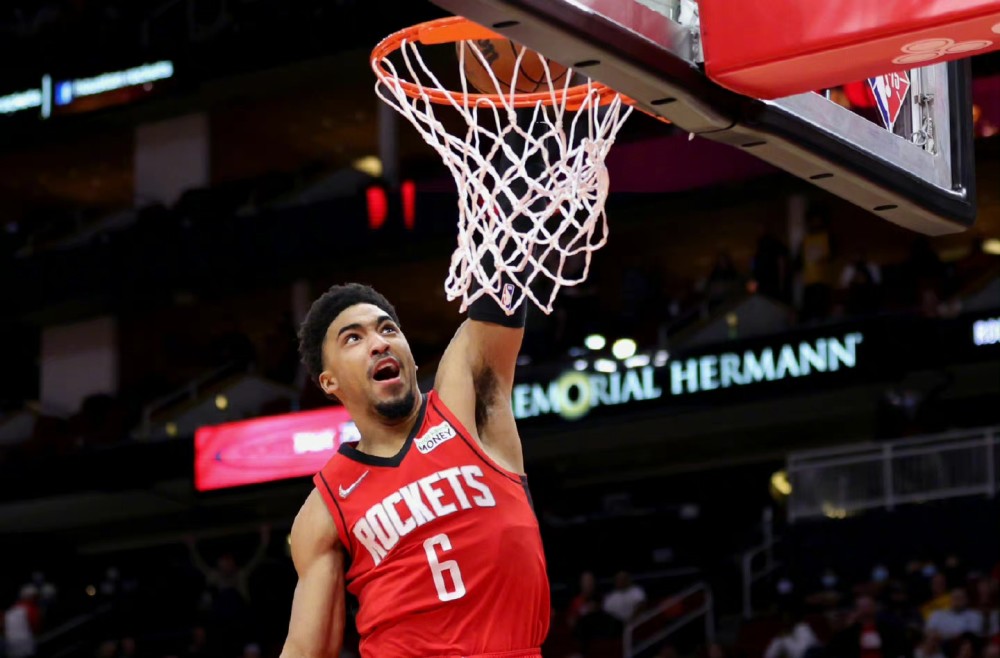 火箭精准命中！打消火箭劲敌，反击太阳连胜的简单介绍