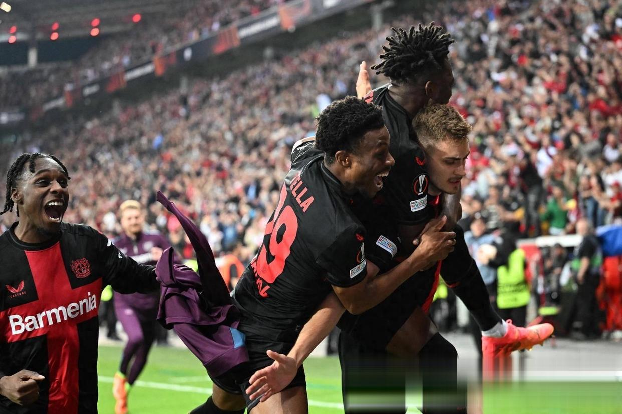 包含超越顽强表现，德国艰难晋级半决赛的词条