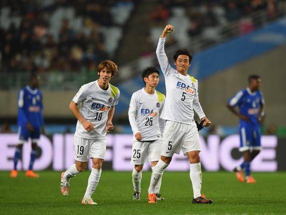 关于日本男子足球联赛：东京FC夺冠的信息