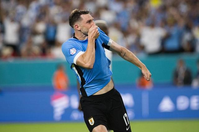 开云官网-自行车比赛惊现黑马，激烈角逐