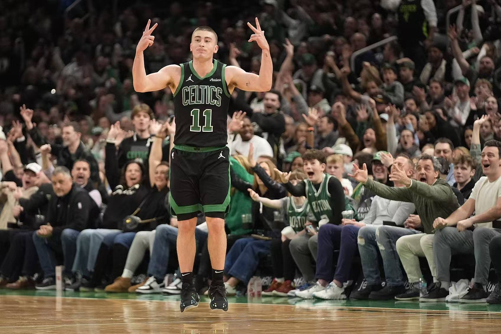 尼克斯客场大胜，走出低谷