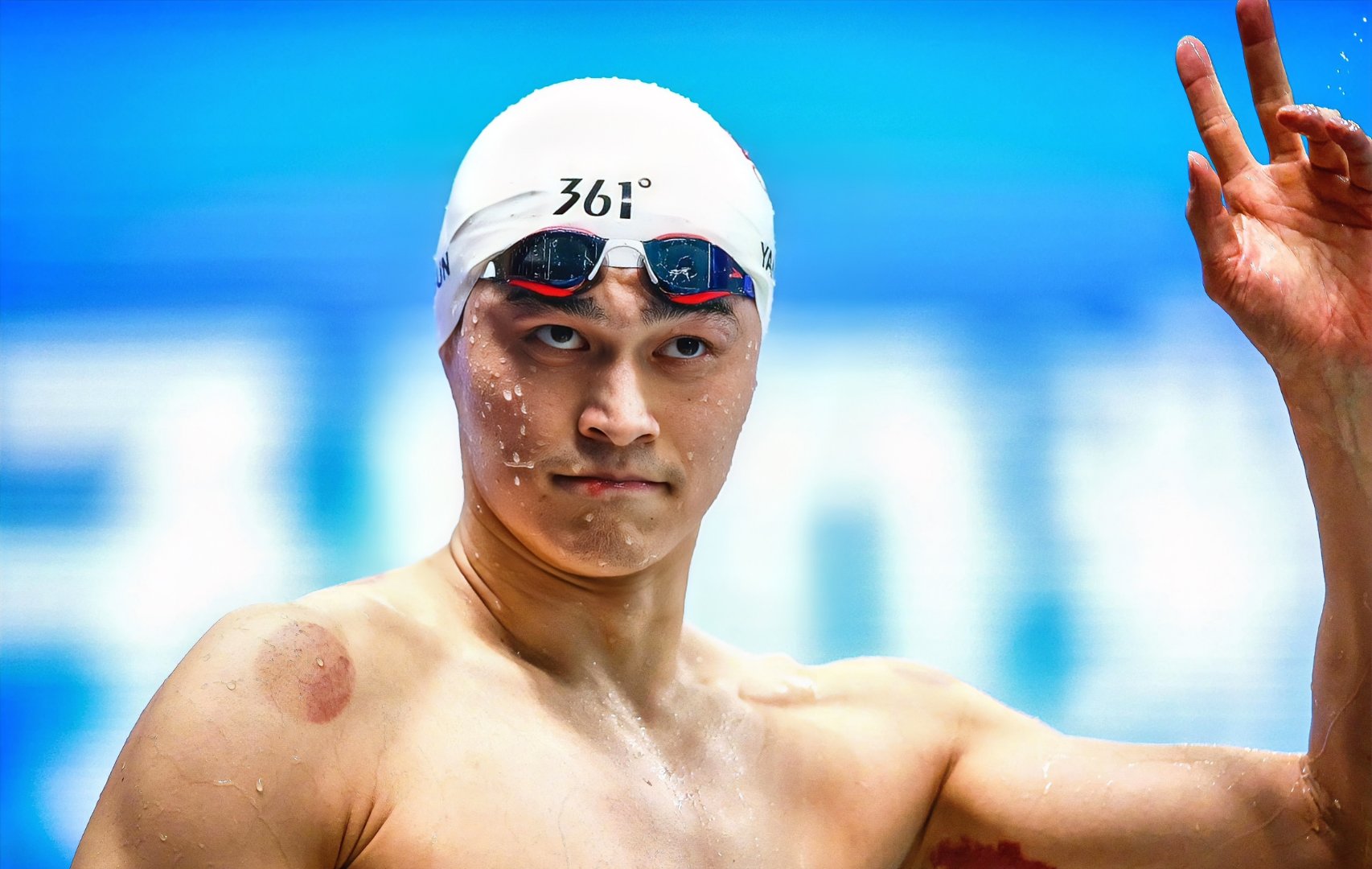 孙杨的宣布退役让粉丝悬殊