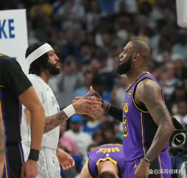 开云下载-湖人队夺冠顶尖球员披荆斩棘