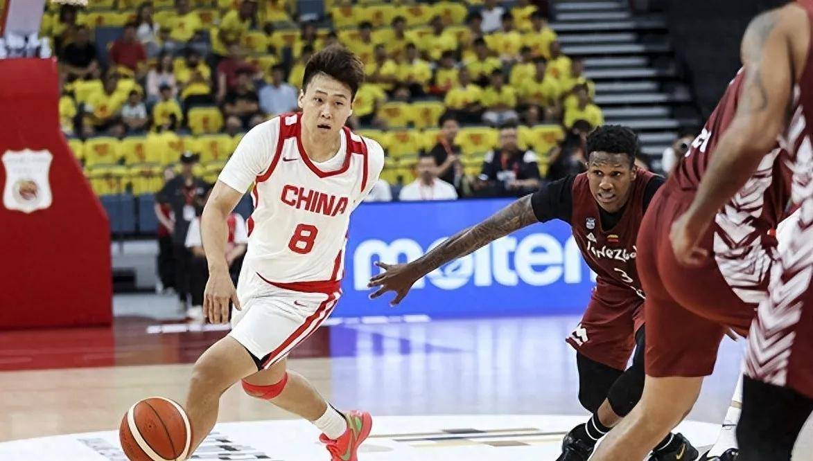 篮球比赛：委内瑞拉队艰难战胜塞内加尔的简单介绍