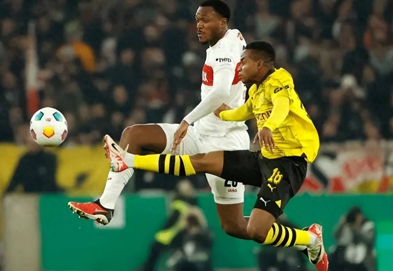 开云体育登录-马德里德比再现激战，科克传射助马竞胜利